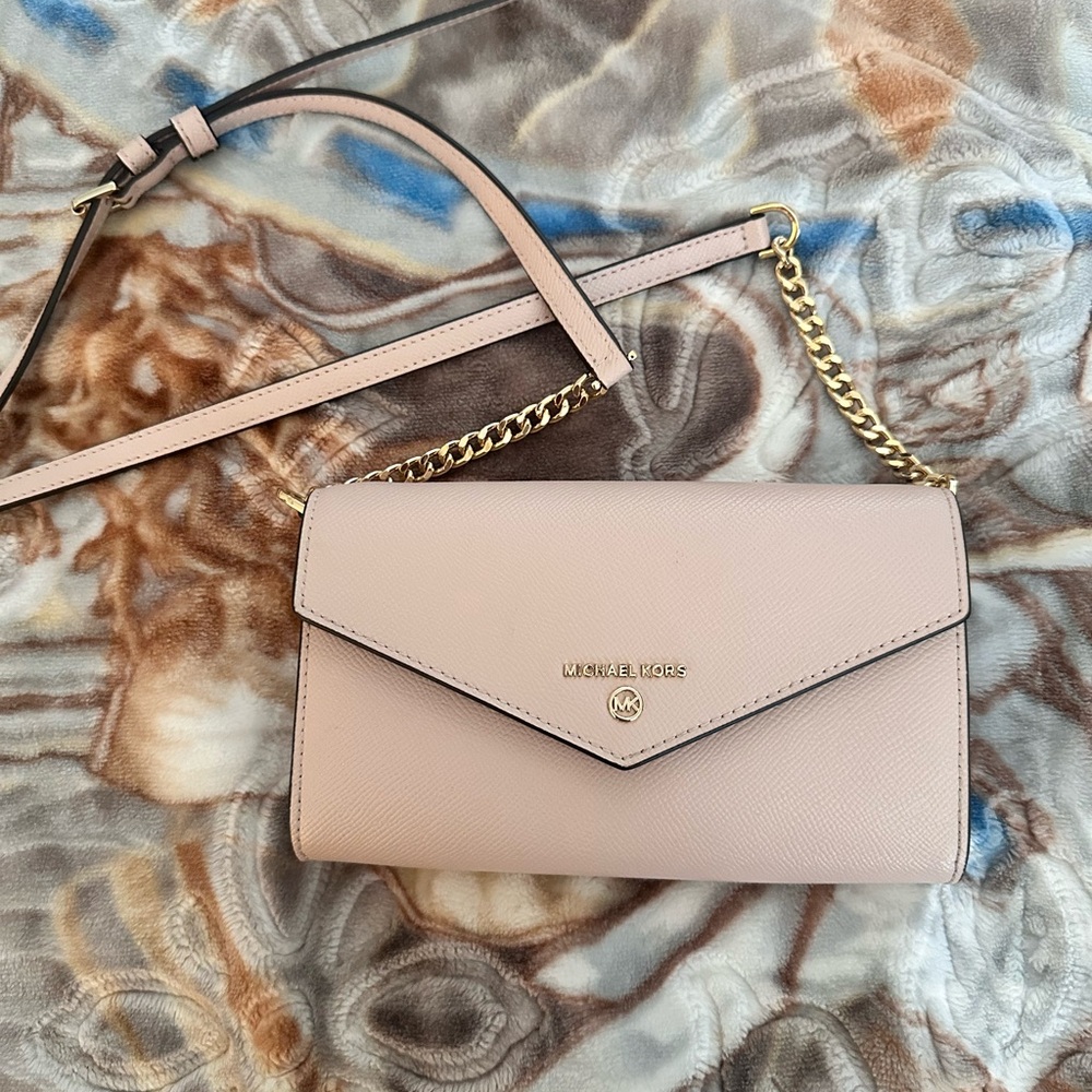 Michael Kors Blush Crossbody Bag with Gold Chain